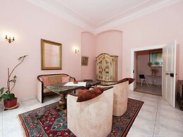 Vintage Apartment in Arzberg - Triestewitz