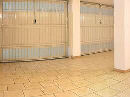 Great and Colourful Apartment Near Bardolino