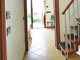 Great and Colourful Apartment Near Bardolino