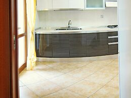 Great and Colourful Apartment Near Bardolino