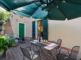 Belvilla by OYO Bacco