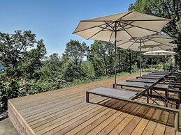 Opulent Holiday Home in Spa with Sauna, Hot Tub, Playroom