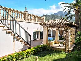 Villa in Alcudia With Swimming Pool