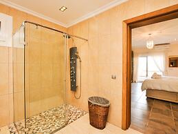 Villa in Alcudia With Swimming Pool