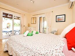 Villa in Alcudia With Swimming Pool