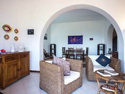 Peaceful Holiday Home in Lingua on an Island