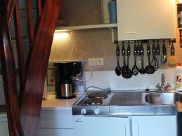 Apartment in Kropelin With Terrace