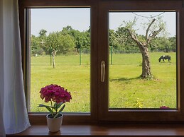 Attractive Holiday Home with Pool, Hot Tub, Patio, Courtyard