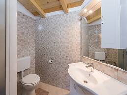 Attractive Holiday Home with Pool, Hot Tub, Patio, Courtyard