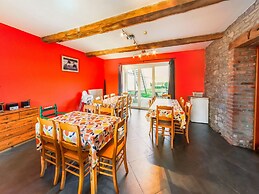 Rustic Estate With Sauna