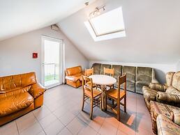 Rustic Estate With Sauna