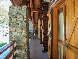 Belvilla by OYO Chalet Antey Penta