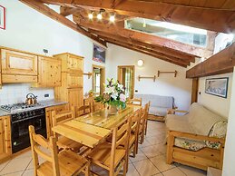 Belvilla by OYO Chalet Antey Penta