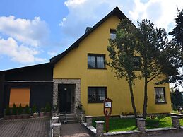 Small and Cozy Apartment in Frauenwald near Forest
