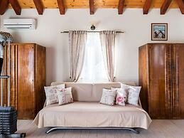 Luxurious Villa in Selca With Pool