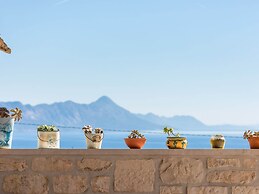 Luxurious Villa in Selca With Pool