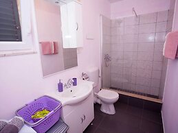 Luxurious Villa in Selca With Pool