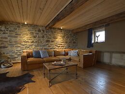 Stone House in Theux With Indoor Pool