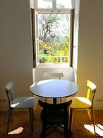 Delightful, Authentic Quinta with Swimming Pool near Beach & Towns