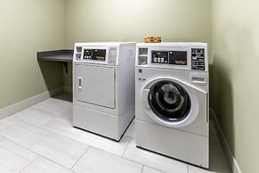 Holiday Inn Express Milwaukee West Allis by IHG