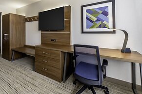 Holiday Inn Express Milwaukee West Allis by IHG