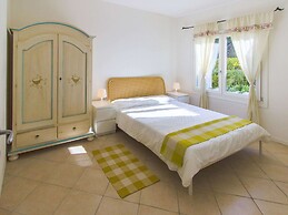 Brand new and Elegant Apartment Near the Beach of Baja Sardinia