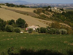 Belvilla by OYO Appartamento del Caminetto