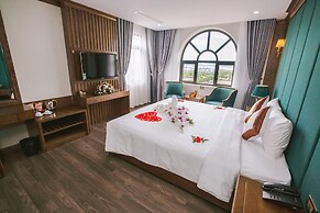 Prosperity Ha Long Hotel