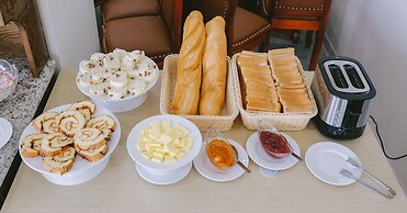 Prosperity Ha Long Hotel