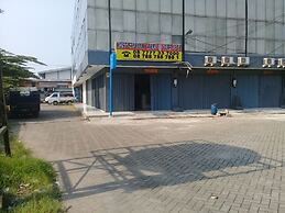 Hotel Syariah Mama Kutajaya Pasar Kemis