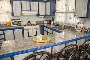 Easy Living Apartments