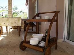 Apartment in Rakalj With Garden