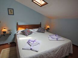 Belvilla by OYO Attractive Mansion With Pool