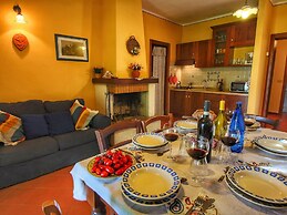 Belvilla by OYO Attractive Mansion With Pool