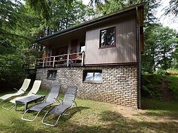 Chalet & Gypsy Caravan in Green & Peaceful Environment near Houffalize