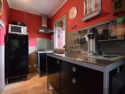 Chalet & Gypsy Caravan in Green & Peaceful Environment near Houffalize