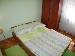 Peaceful Villa in Jursici With Private Pool