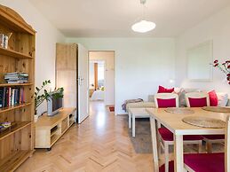 City Apartment With Superb Location