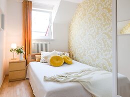 City Apartment With Superb Location