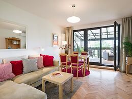 City Apartment With Superb Location