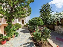 Spacious Apartment in Prines near Sea