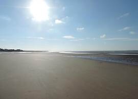 Lodge in Appledore Near Camber Sands Beach