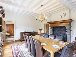 Luxurious Holiday Home in Érezée with Hot Tub