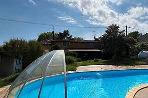 Spacious Holiday Home With Private Pool in Verteneglio