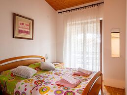 Spacious Holiday Home in Verteneglio