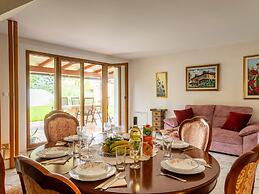 Spacious Holiday Home in Verteneglio