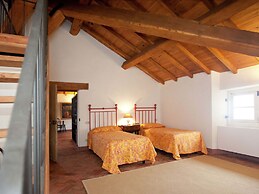 Belvilla by OYO Charming Apartment With Garden