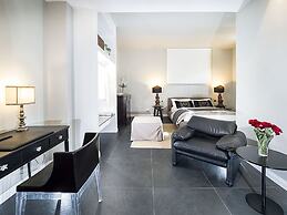 Lovely Luxury Villa With Private Pool Near the Center of Syracuse