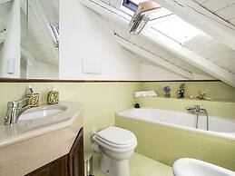 Lovely Luxury Villa With Private Pool Near the Center of Syracuse