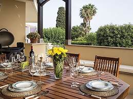 Lovely Luxury Villa With Private Pool Near the Center of Syracuse